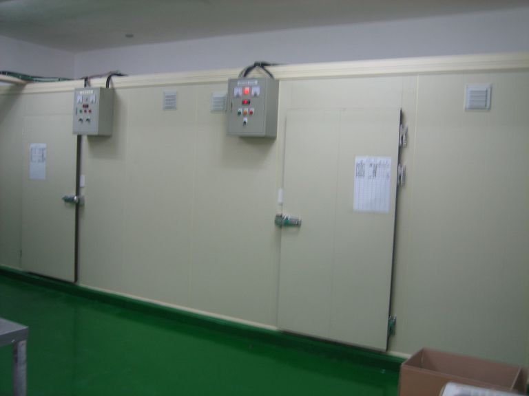 군포소재 육가공 공장 저장창고 전경